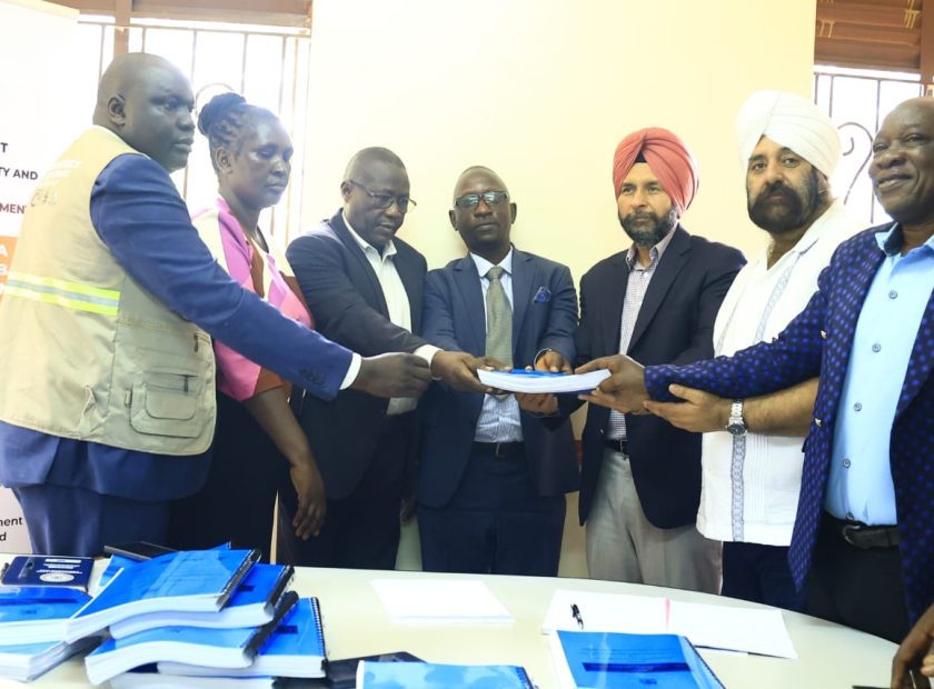 wakiso markets contract signing (3)